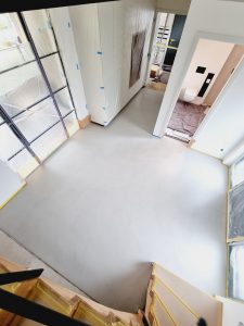 spachtelboden-fugenlos-um-frankfurt-baustelle-bad-wandveredelungen-tino-lehmann-b2